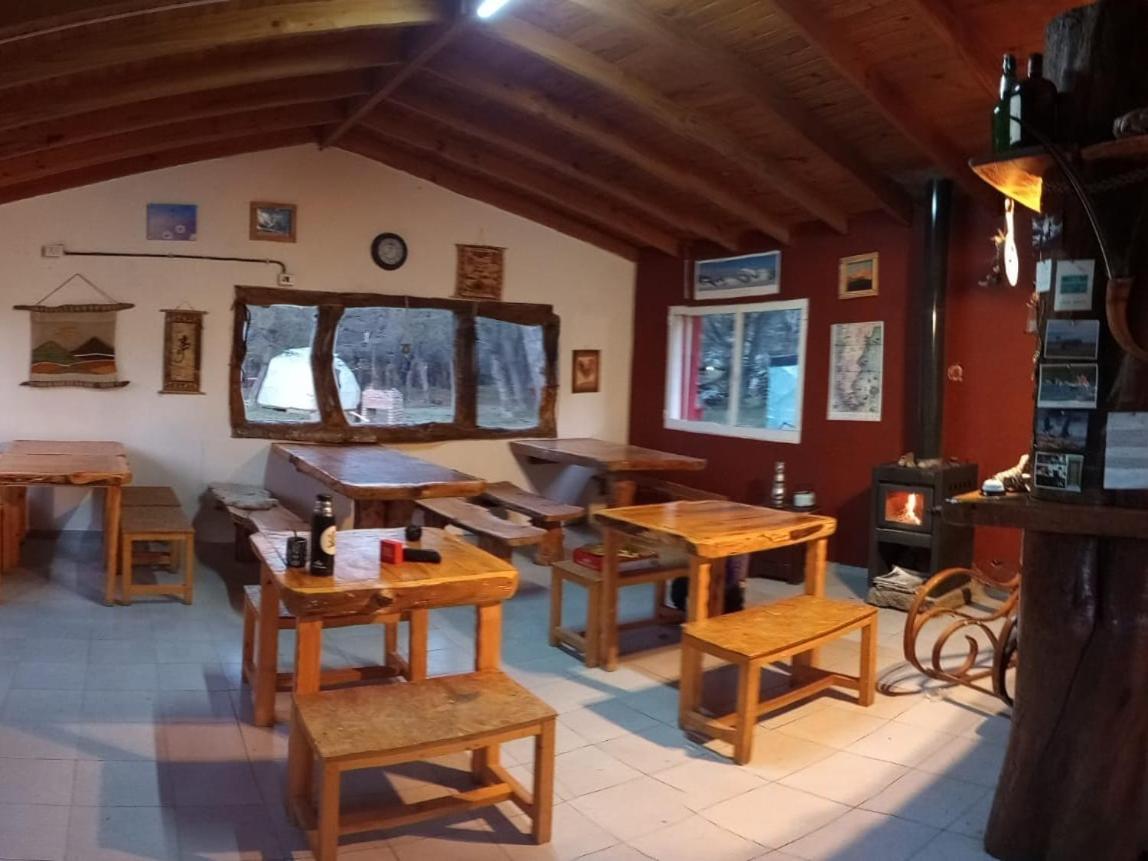 Camping Rio De Las Vueltas El Chalten Buitenkant foto