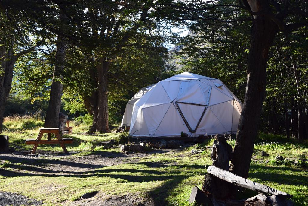 Camping Rio De Las Vueltas El Chalten Buitenkant foto
