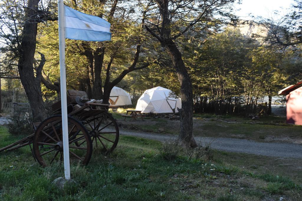 Camping Rio De Las Vueltas El Chalten Buitenkant foto